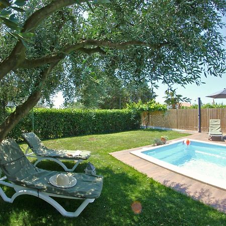 Villa Fjaka Умаг Екстериор снимка